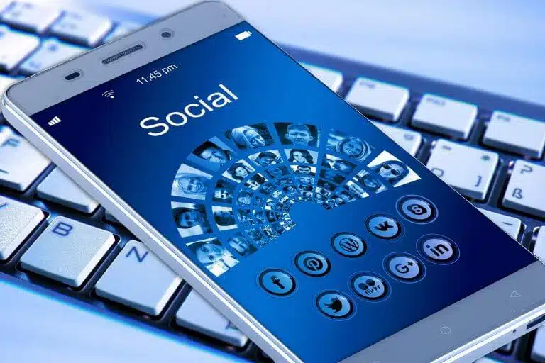 Comment promouvoir un livre sur Internet